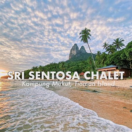 Sri Sentosa Chalet Kampong Mukut Buitenkant foto