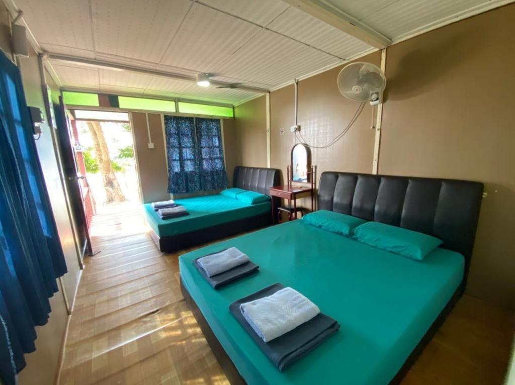 Sri Sentosa Chalet Kampong Mukut Buitenkant foto