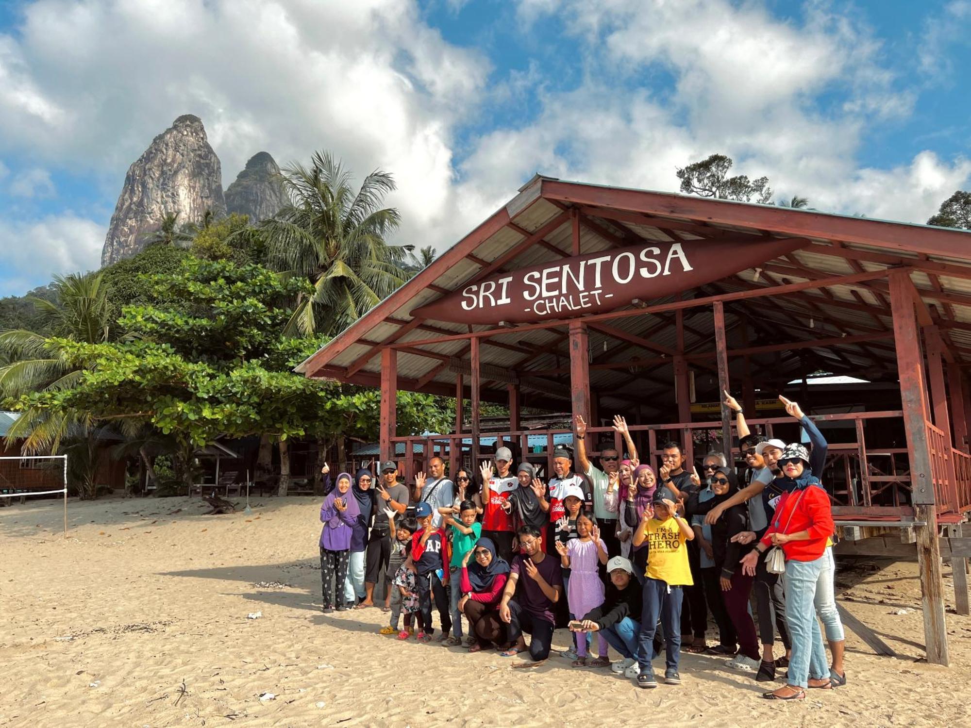 Sri Sentosa Chalet Kampong Mukut Buitenkant foto